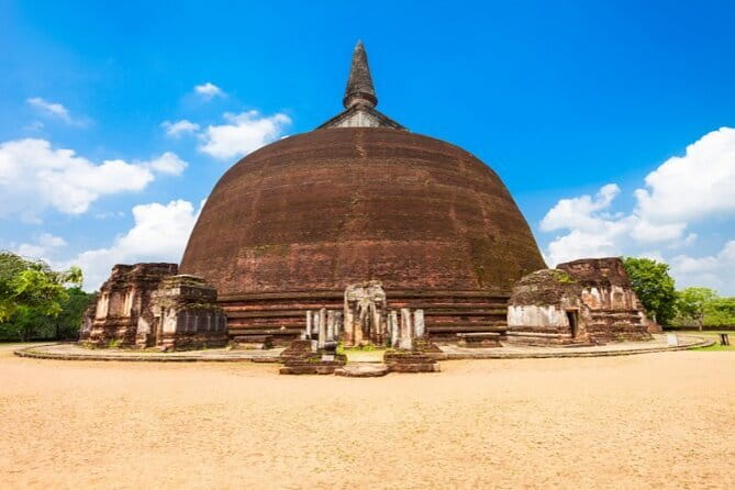 Polonnaruwa Ancient City Private Day Tour (Hidden Gems) - Should You Book This Polonnaruwa Ancient City Private Day Tour?
