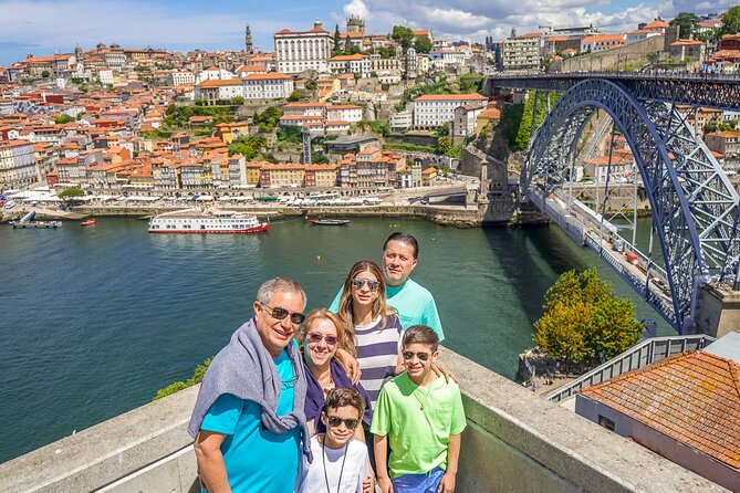 Porto Heritage & Wine: Exclusive Private Day Trip from Lisbon - Rua das Flores: A Classic Pedestrian Street, Made for Easy Wandering