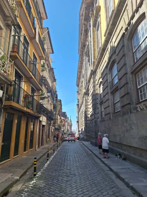 Porto: Jewish Heritage Walking Tour - The Esnoga stairs: a staircase you remember
