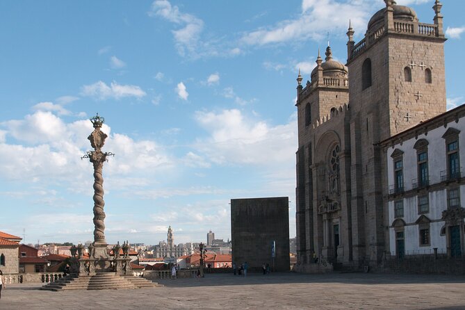 Porto Jewish Heritage Walking Tour Small group - Rua Sant’ana and Rua do Comércio do Porto: Streets Where Life Actually Happened
