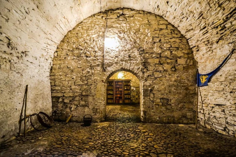 Prague: Oldtown, Medieval Underground & Dungeon History Tour - Key Highlights You’ll Care About