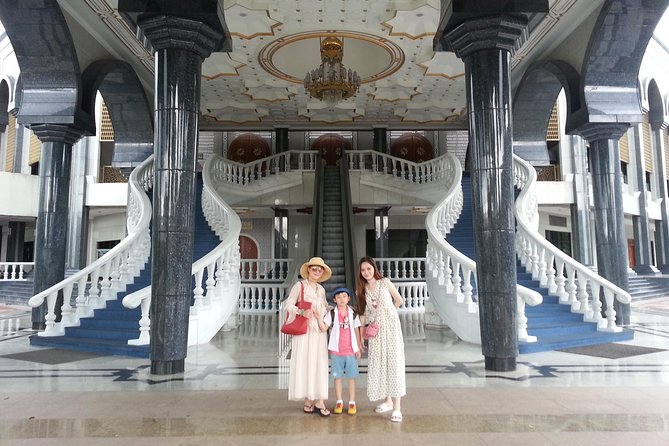 Private Bandar Heritage & Water Village Tour - Istana Nurul Iman and the Royal Regalia Museum: royal symbolism without a long detour