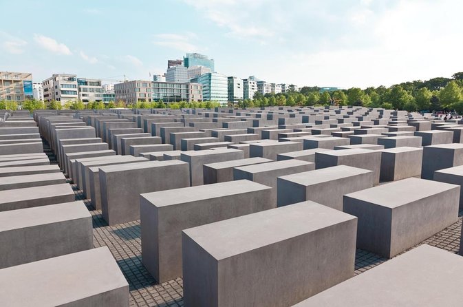 Private Berlin WWII and Cold War History Tour with Local Expert Guide - Entering Berlin’s Two Eras: WWII to the Cold War