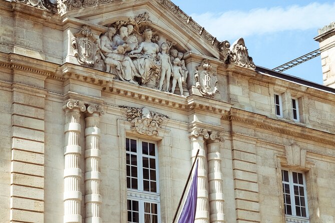 Private Bordeaux History Tour with a glass of Bordeaux wine. - Private Bordeaux history on foot: fast, focused, and local
