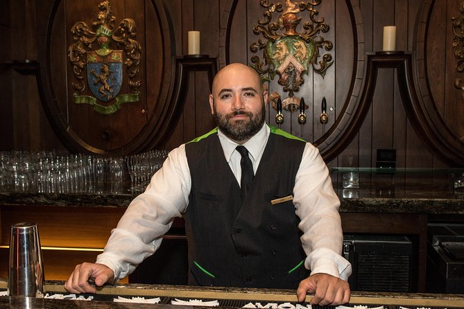 Private Drunk History Tour - St. Anthony Hotel: cocktails and a 1909 tour moment