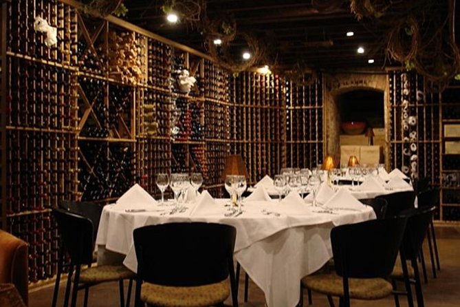Private Drunk History Tour: Lunch, Libations & History - Who should book this tour (and who might skip it)