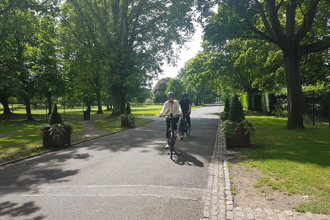 Private Dublin Historical and Heritage Tour by Bike - Why cycling connects Dublin’s “big moments” to real streets