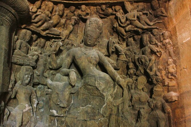 Private Elephanta Caves UNESCO World Heritage Site Tour - Gateway of India: A 26-Meter Basalt Arch With a 1911 Story