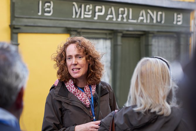 Private Ennis Essential History Tour with Dr Jane O'Brien - Quick hits before you head to Ennis