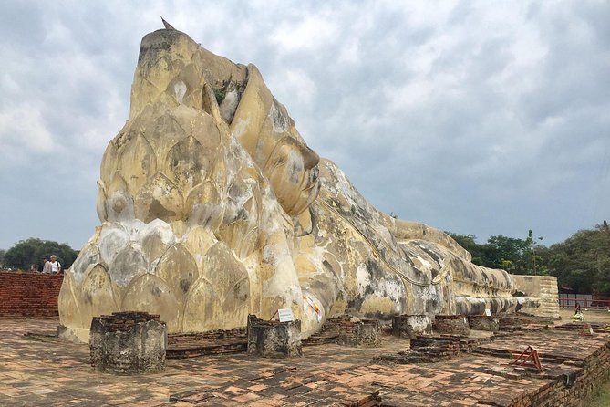 Private Excursion to Floating Market and Ayutthaya World Heritage - Wat Mahathat, Wat Phra Sri Sanphet, and the Reclining Buddha