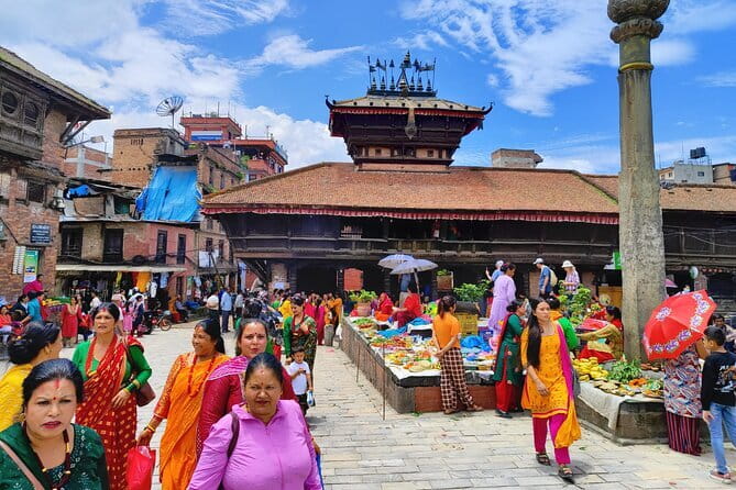 Private Full-Day Kathmandu All 7 UNESCO World Heritage Sites Tour - Stop 2: Kathmandu Durbar Square (45 Minutes in the City’s Historic Core)