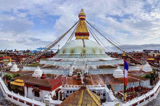 Private Full-Day Kathmandu All 7 UNESCO World Heritage Sites Tour - Pickup and the Rhythm of a 9 to 11 Hour Day