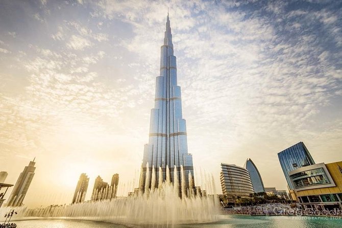 Private Full Day Old Heritage & Modern Dubai City Tour with Lunch - Jumeirah Public Beach, Burj Al Arab, and the Quick-Photo Strategy