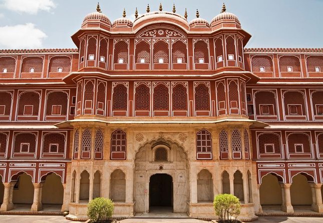 Private Full-Day Sightseeing Tour of Jaipur’s Heritage by Car - Key things that make this Jaipur heritage tour work