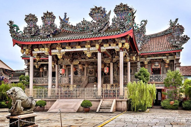 Private George Town UNESCO Heritage Walking Tour - A private 3-hour Georgetown UNESCO walk, with pickup included
