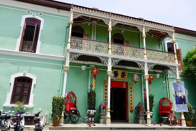 Private Half-Day George Town History Tour - Chaiya Mangalaram Thai Buddhist Temple and the Reclining Buddha