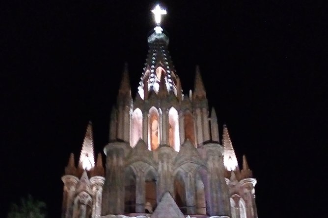 Private Historical Tour in San Miguel de Allende and Guanajuato - Private transport and Daniel Mendívil Olvera’s style