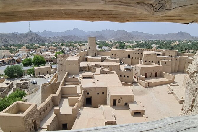 Private Historical Tour - Nizwa Fort - Nizwa Souq - Bahla Fort - Jabreen Castle - Nizwa Fort: a fortress museum with real mountain views