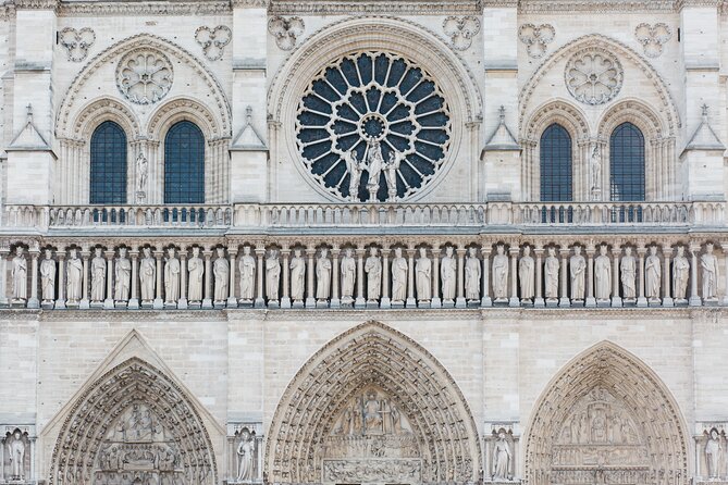 Private Historical Tour of Notre Dame - The Western Portal: reading sculpture like a message