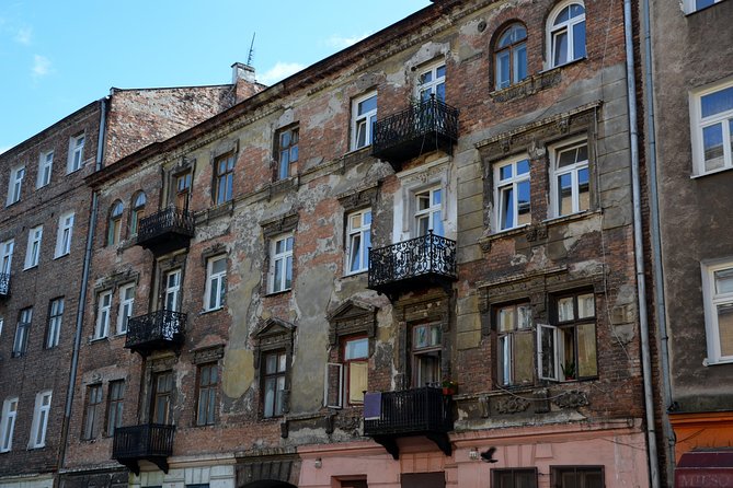 Private Historical Tour of Warsaw by a Retro Fiat with Pickup - Price and time: does $108.28 per person make sense?