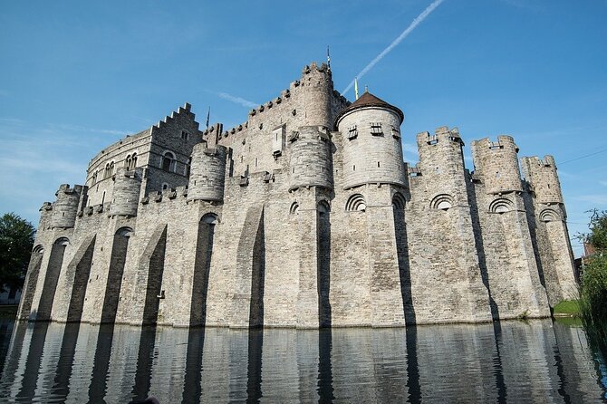 Private Historical Tour: The Best of Ghent - Stop 5: St. Veerleplein, Square of Death and Square of Life