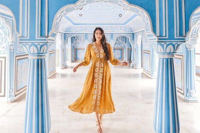 Private Jaipur Sightseeing Tour with Car and Guide - Royal Gaitor Tombs to Jal Mahal: Cenotaph Calm and Lake Views