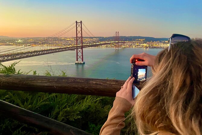 Private Lisbon-Arrábida Wine Tour: 3 Wineries, Coast & Heritage - Three wineries in one day: Moscatel, history on tap, and different styles