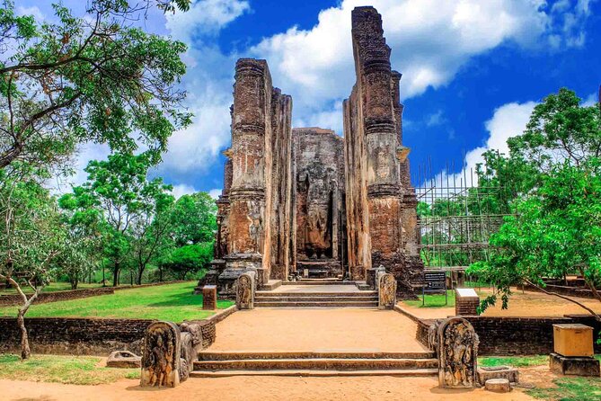 Private Polonnaruwa Sightseeing Day Tour from Sigiriya - Gal Vihara: the final big moment