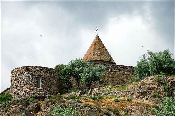 Private tour to Khor Virap, Noravank, ancient Birds-Cave, Hin Areni wine factory - Price and logistics: what you’re really paying for