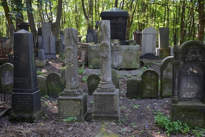 Private Tour: Warsaw's Jewish Heritage by Retro Fiat - A vintage Fiat route for Warsaw’s Jewish heritage