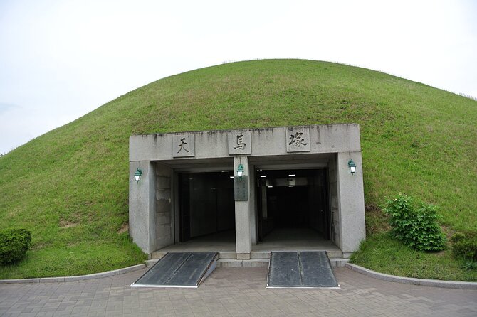 Private World Heritage Gyeongju Taxi Tour - Hwangnyongsa History & Culture Center, Donggung & Wolji: where stories click