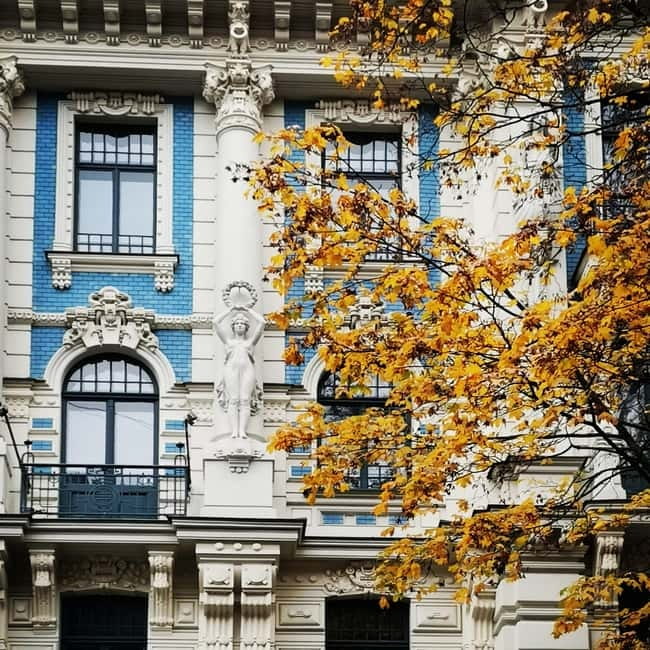 Riga: Jewish History and Heritage Tour - When to go, what to wear, and how to prepare mentally