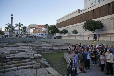 Rio: Olympic Boulevard, Museum of Tomorrow & History Tour - Valongo Wharf and the African influence lesson you can see