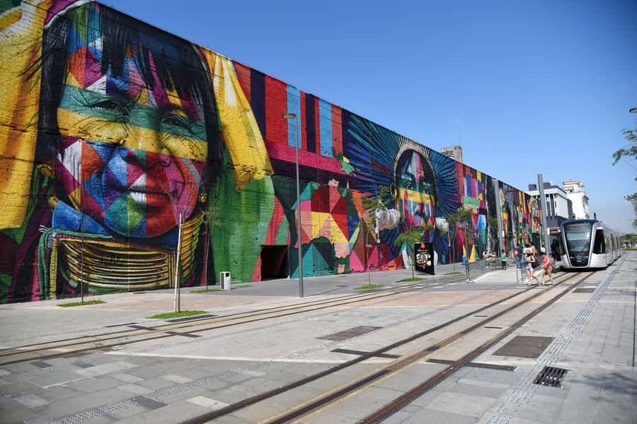 Rio: Olympic Boulevard, Museum of Tomorrow & History Tour - Olympic Boulevard to the Museum of Tomorrow: future-thinking in glass and angles