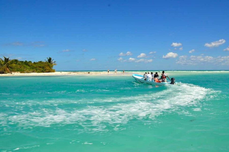 Riviera Maya: Sian Ka'an Reserve Ancient Maya Canals Tour - Pez Maya: virgin beach time inside the Sian Ka’an reserve