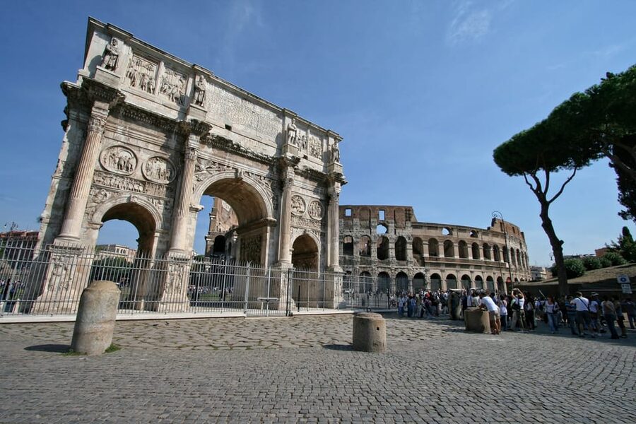 Rome: Colosseum and Ancient Rome Guided Walking Tour - Logistics that can make or break your day