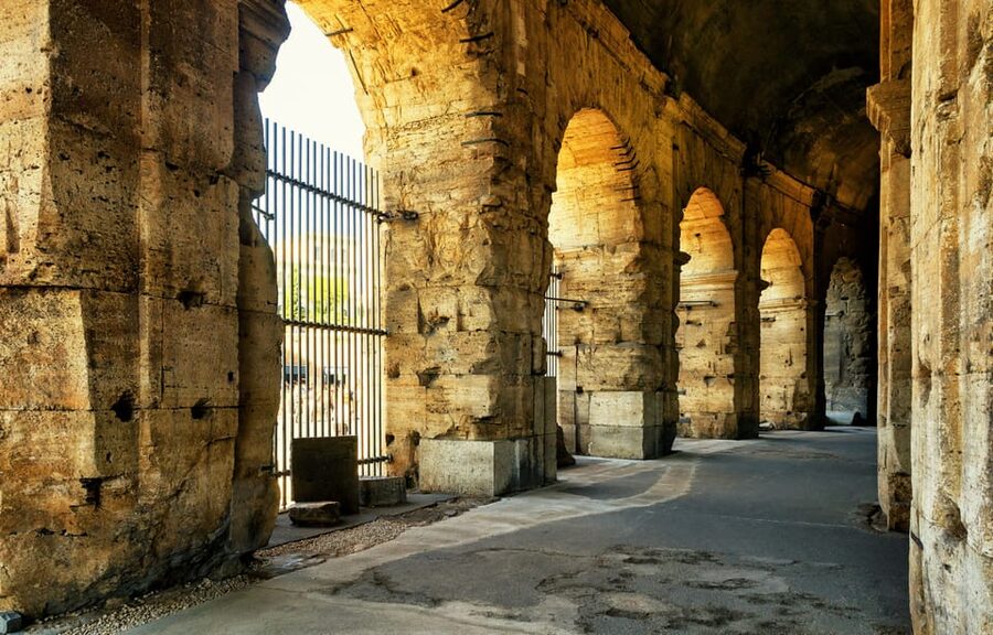 Rome: Colosseum and Ancient Rome Guided Walking Tour - Who should book this Colosseum, Forum, and Palatine walking tour?