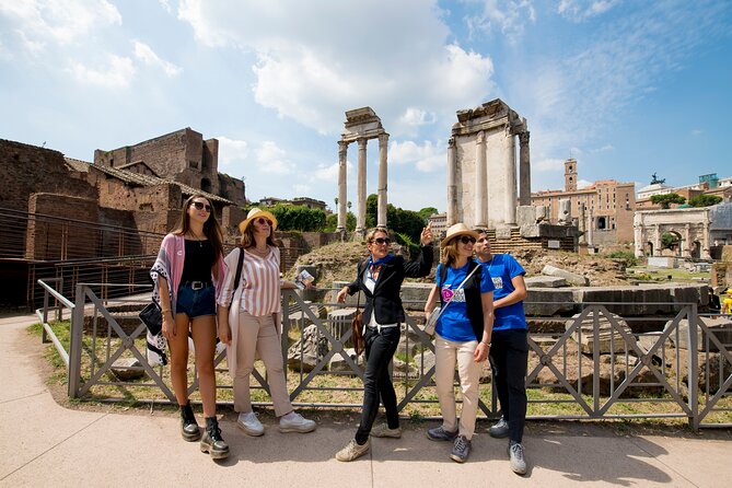 Rome: Colosseum and Ancient Rome Tour - Meeting point at Via delle Terme di Tito: timing and name checks