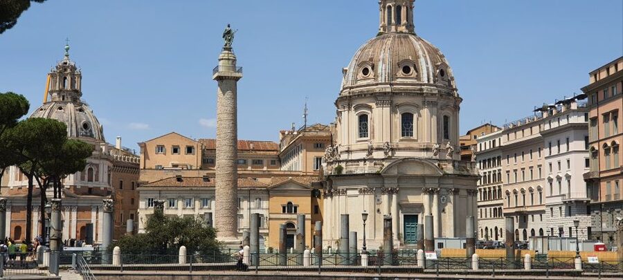Rome: Colosseum, Circus Maximus, Forum & Ancient Rome Tour - Piazza Cinque Scole: getting your bearings in the Jewish Ghetto area