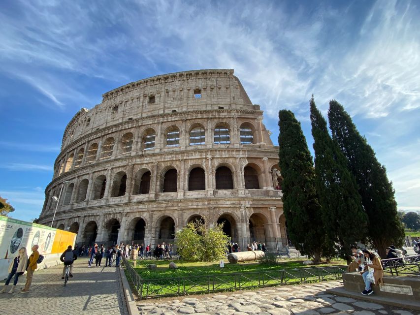 Rome: Colosseum, Roman Forum, and Palatine Hill Ancient Tour - Roman Forum Walk: Imperial Power on Foot