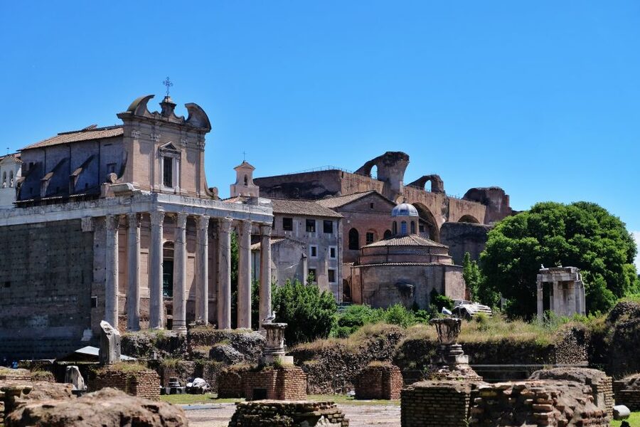 Rome: Introduction to the Colosseum and Ancient City Tour - Guide quality: small-group feel and clear communication
