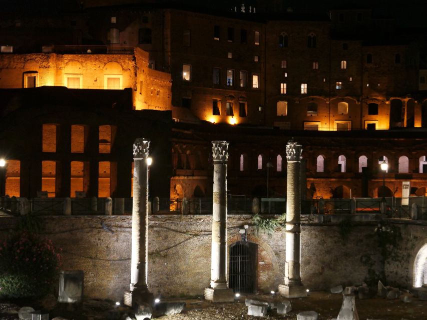 Rome: Wonders of Ancient Rome at Dusk - Trajan’s Forum and the Column of Trajan photo moment