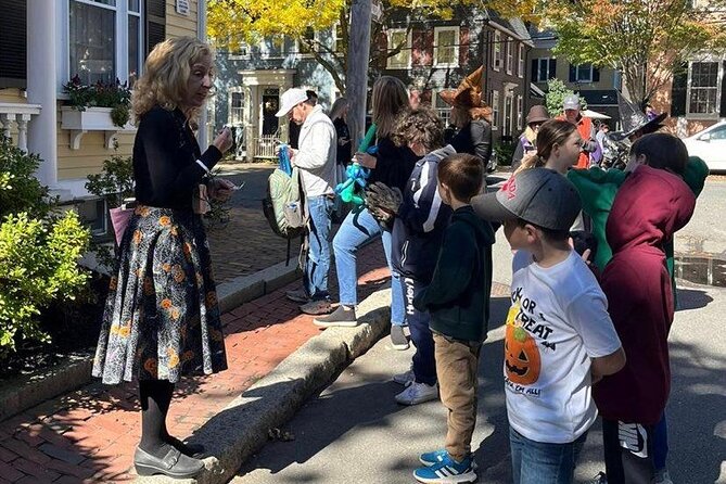 Salem Kids Walking History Tour - A One-Hour Witchery Walk Made for Families