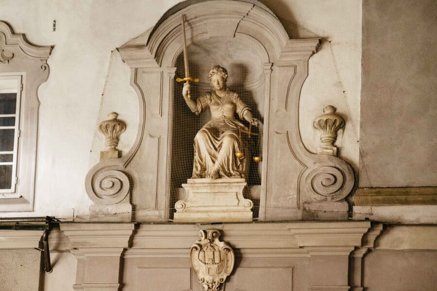 Salzburg: Dark History Tour - Entering The Story: Meeting at Festungsgasse 4 and Starting After Dusk