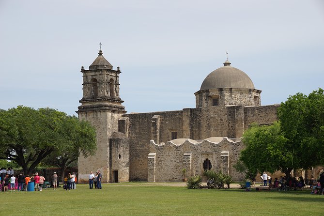San Antonio Missions UNESCO World Heritage Sites Tour - La Villita, Alamo Plaza, and your end-of-tour Alamo choice