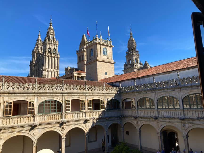 Santiago de Compostela: Urban and Heritage Tour - Platerías and the Romanesque façade as a “sculptural puzzle”