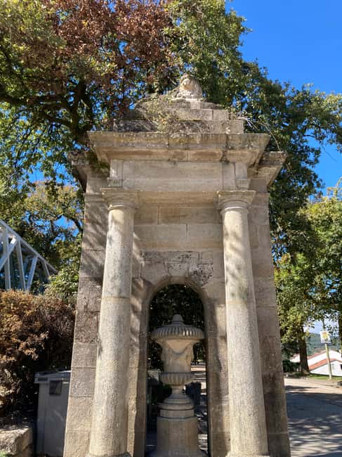Santiago de Compostela: Urban and Heritage Tour - San Martín Pinario: from monastic space to cultural reuse