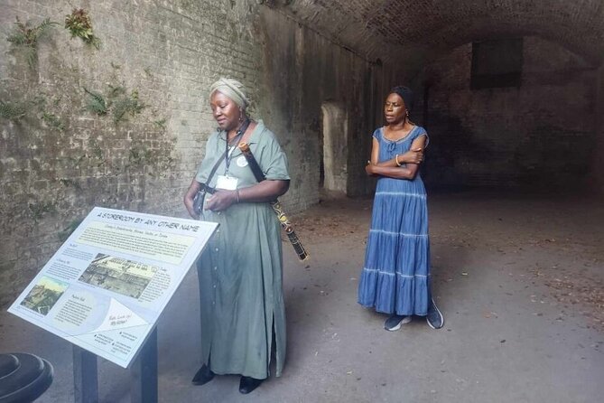 Savannah Slavery to Freedom Guided History Tour - Photo and walking expectations: plan for “see,” not “stroll”
