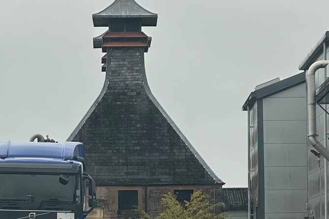 Scottish Whisky Distillery & Fairytale Dunrobin Castle - Dunrobin Castle and Gardens: Fairytale Outside, Falconry Inside the Plan