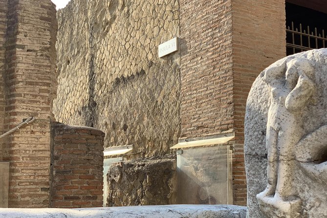 Secret Herculaneum: The Hidden Treasure of Ancient Roman Civilization - Deer House luxury: Casa dei Cervi and what wealth looks like
